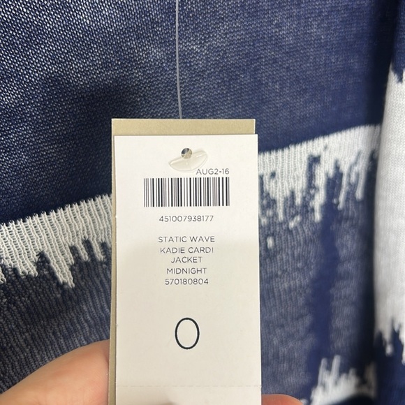 NWT CHICO’S Static Wave Kadie Cardi Jacket Midnight Blue White Size 0 Small - Picture 8 of 14